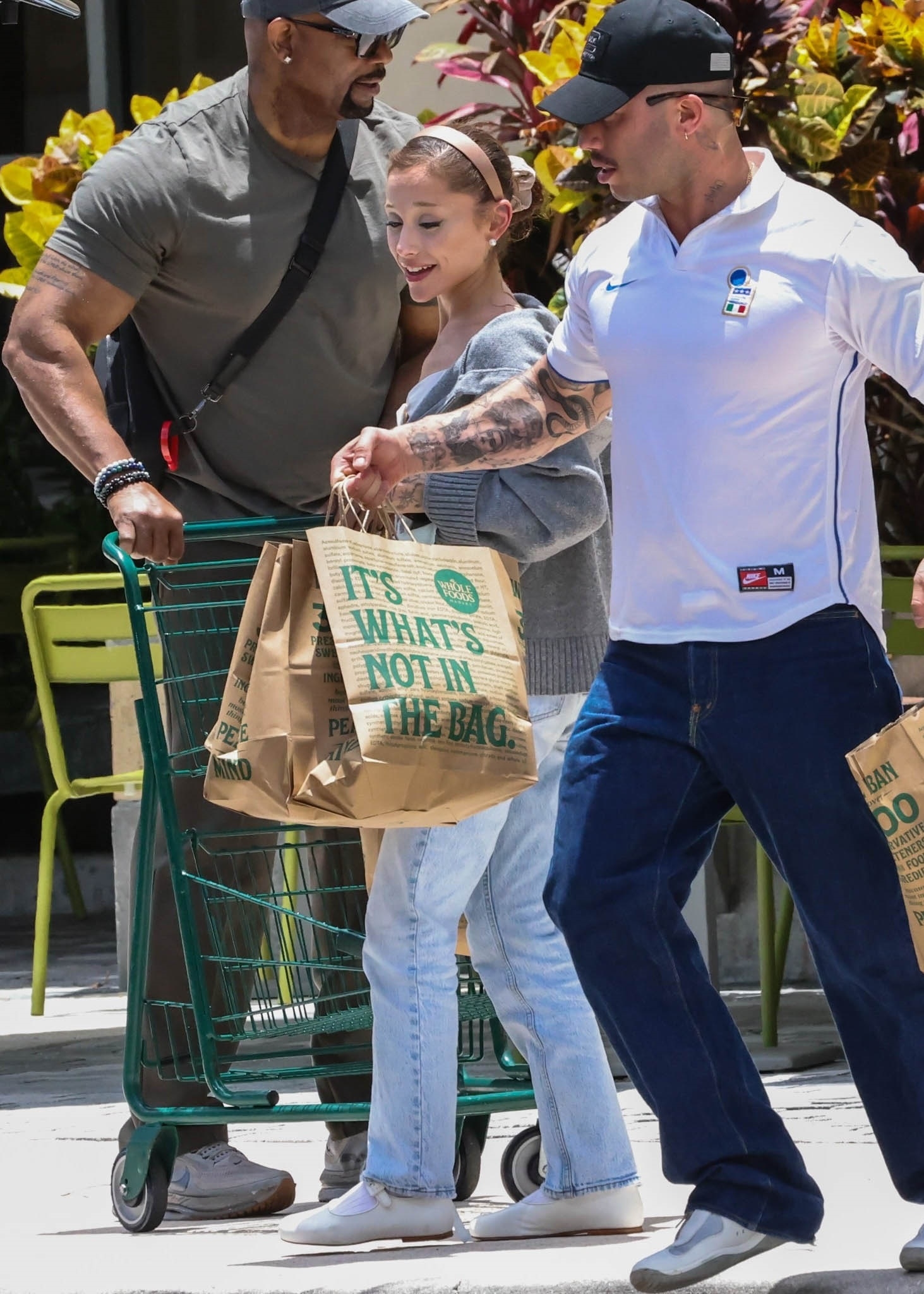 Ariana Grande shopping at Whole Foods in Florida on the Fourth of July