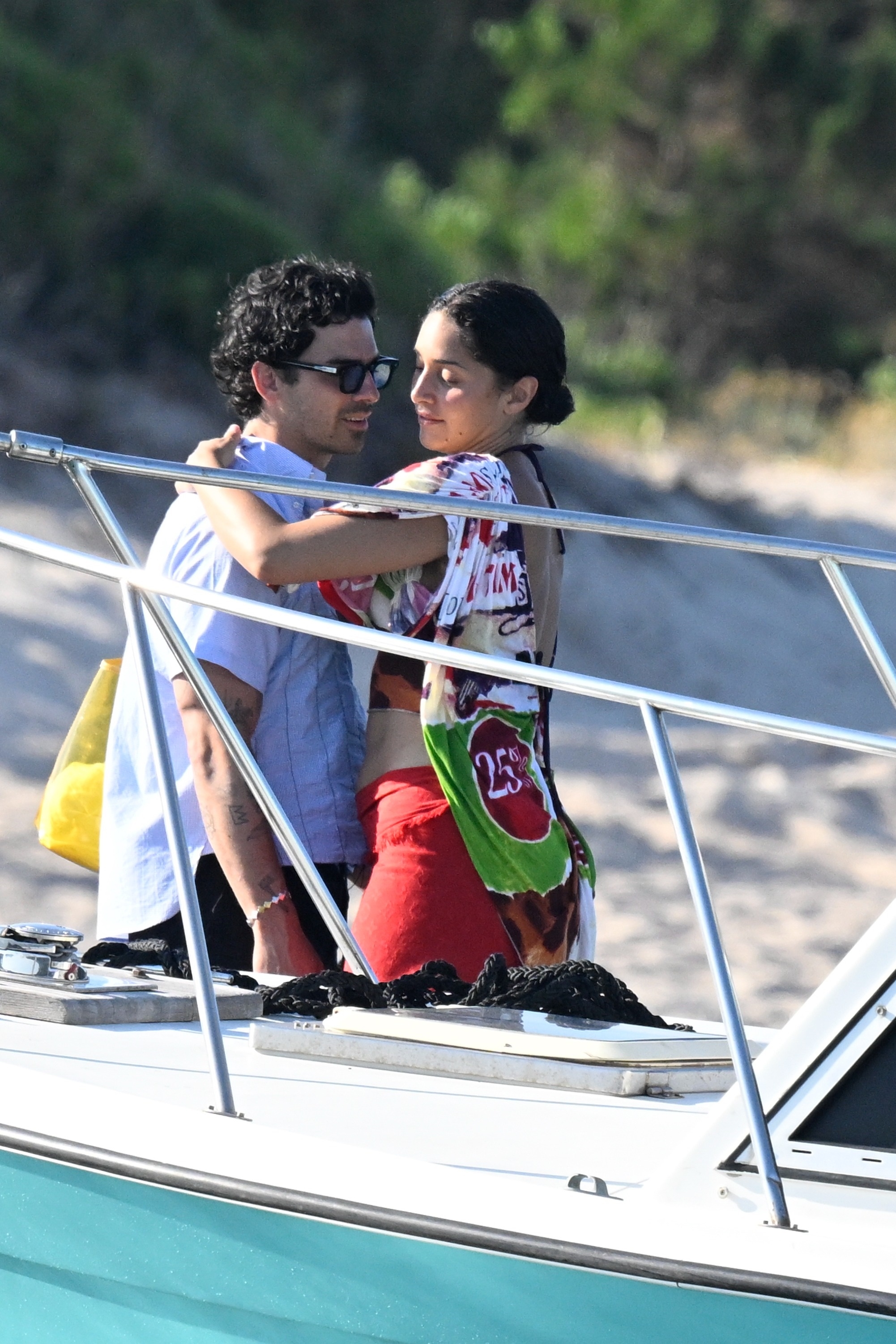 Joe Jonas and Tatiana Gabriela at a beachfront lunch with Morgan Stewart McGraw and Jordan McGraw at Nikki Beach in Sardinia
