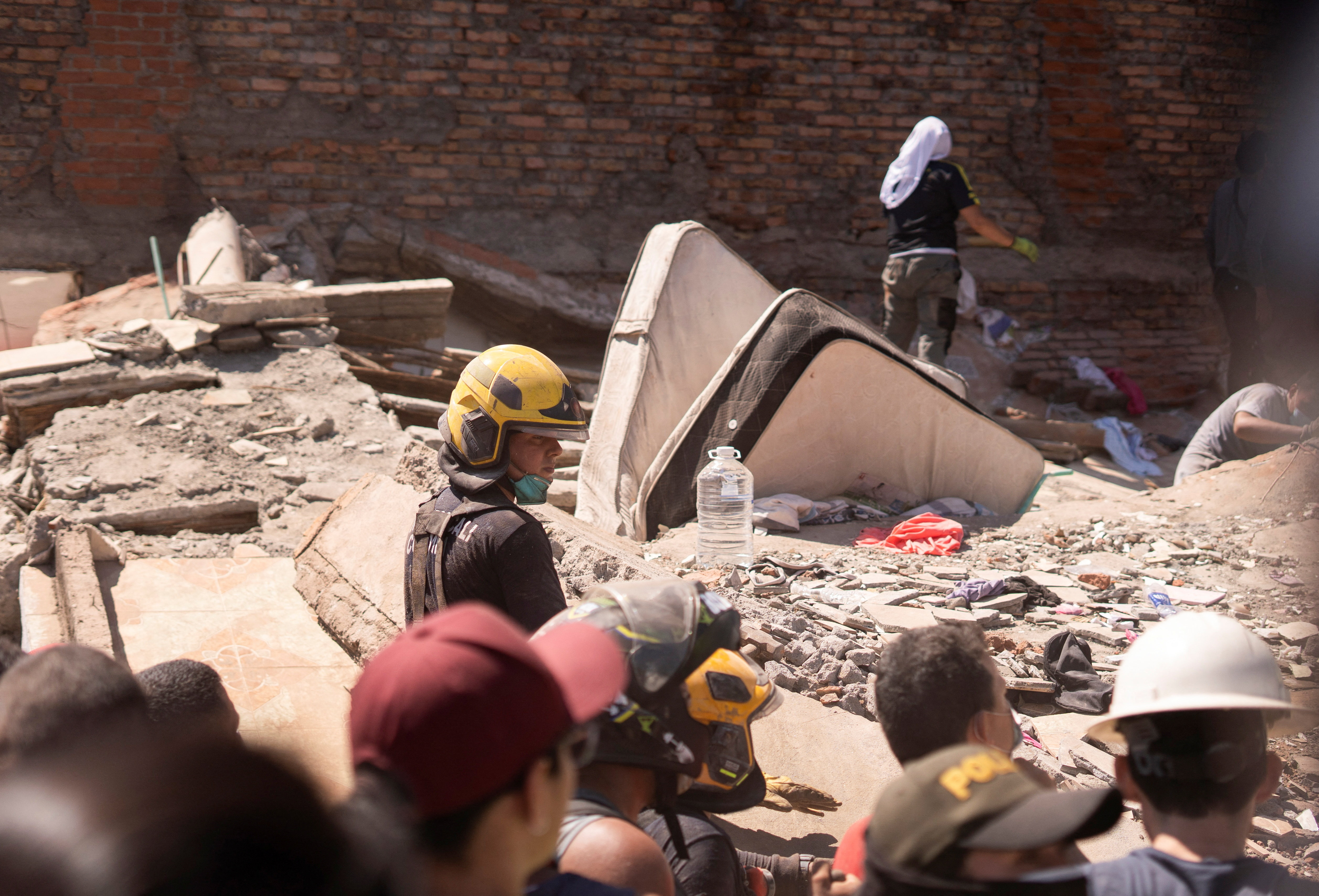 Collapsed buildings in Pereira after earthquake strikes Colombia