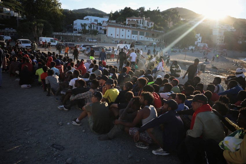 Hundreds Of Migrants Are Camped On A Ceuta Beach After Both Of The City’s Reception Centers Collapsed